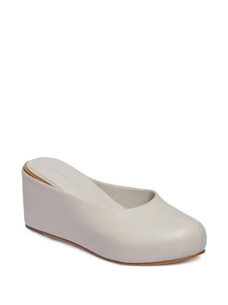 Papuci tip mules Bernardo din piele gri