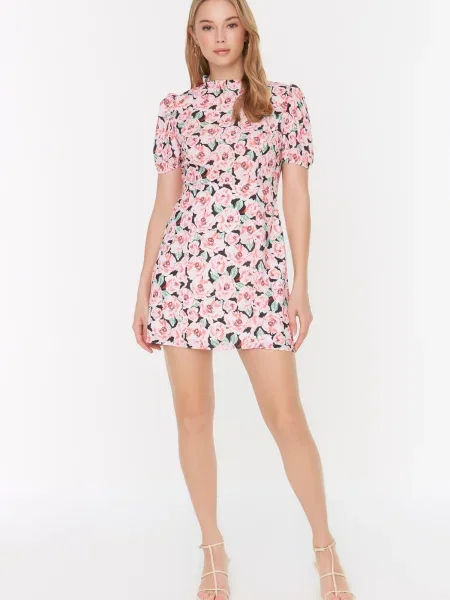 Kołnierzykowy sukienka mini Trendyol biała