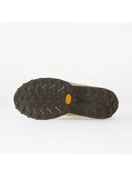 Superge New Balance FuelCell bela