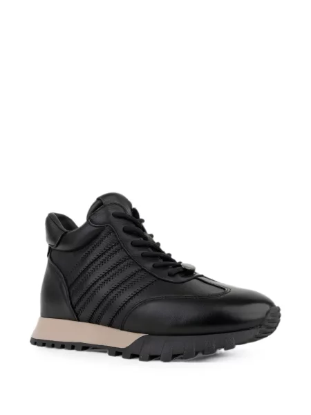 Matlasat top Linda Baumann negru