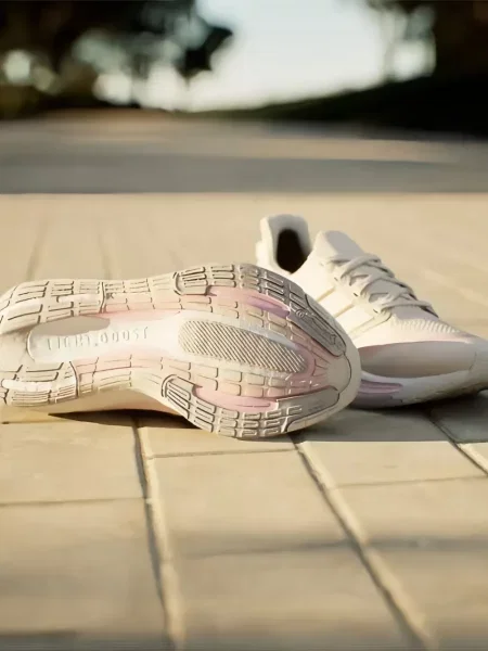 Sneakerși Adidas UltraBoost alb