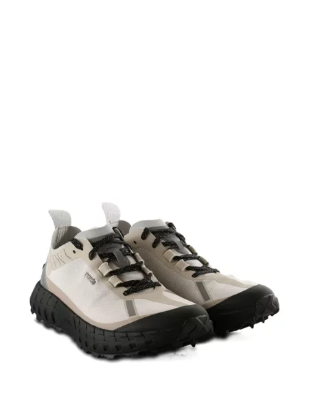Sneakerși Norda maro