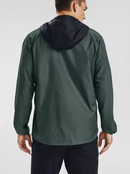 Geacă Under Armour cu glugă stretch negru