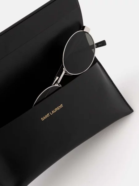 Óra Yves Saint Laurent