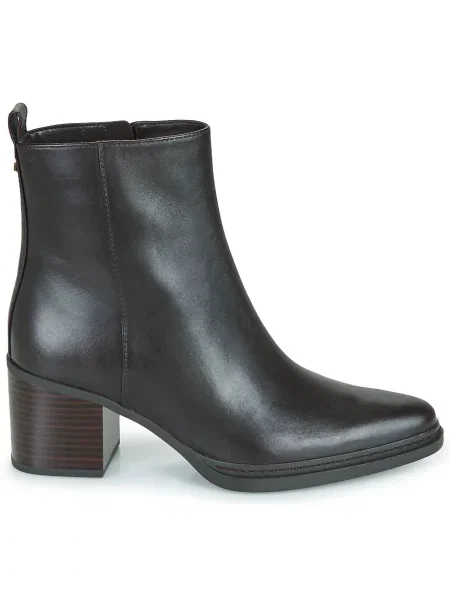 Pantofi Michael Michael Kors din piele maro