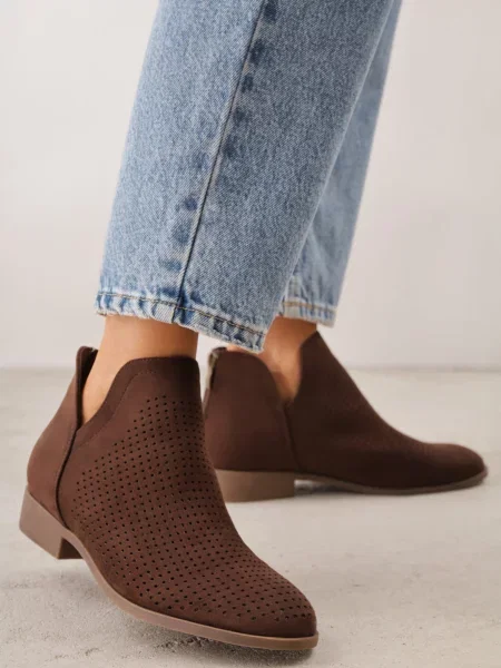 Botine maro