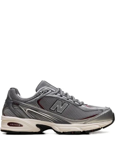 Sneakerși New Balance din piele de căprioară alb