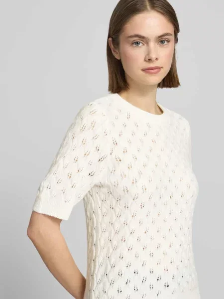 Sweter w kroju regular fit z dodatkiem wełny Model LELOU' Pieces biały