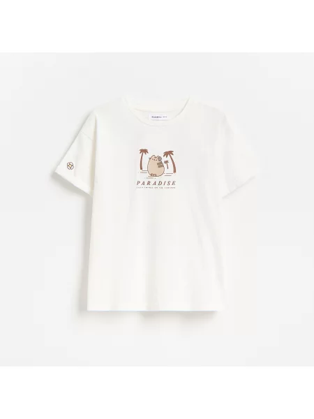 Reserved Póló hátoldali mintával Pusheen krémszínű