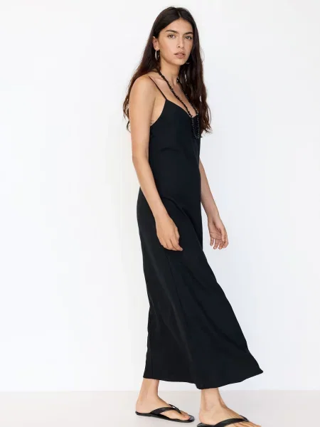Pull&Bear Obleka črna