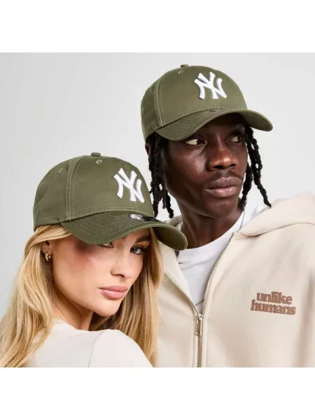 NEW ERA Kšiltovka Forty New York Yankees khaki bílá
