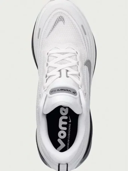 Nike férfi futócipő Vomero Plus fehér