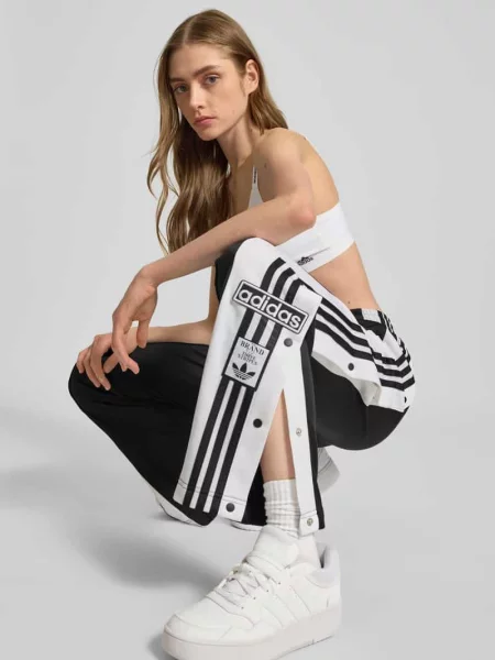 Adidas Spodnie dresowe Adibreak czarny
