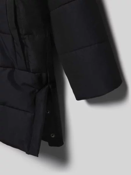 Kurtka pikowana o kroju regular fit z odpinanym kapturem model ‘CARL’ Only & Sons czarna