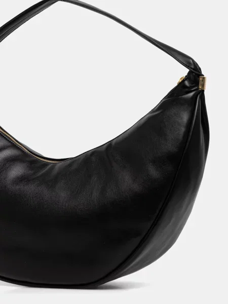 Táska Calvin Klein Pinched Soft Crescen Black Universal fekete