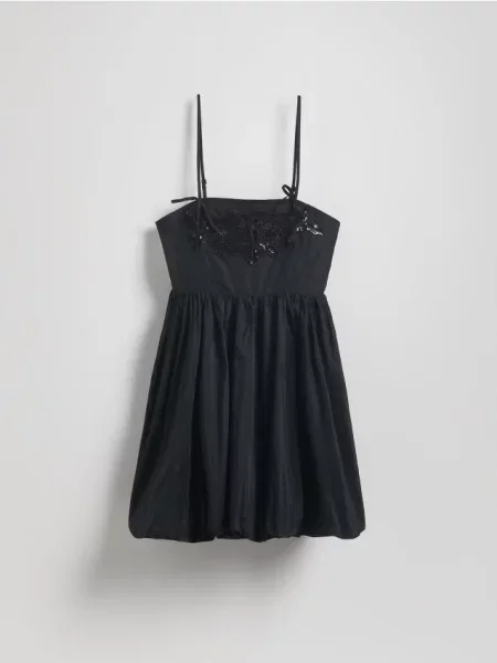 Reserved Rochie cu detaliu negru