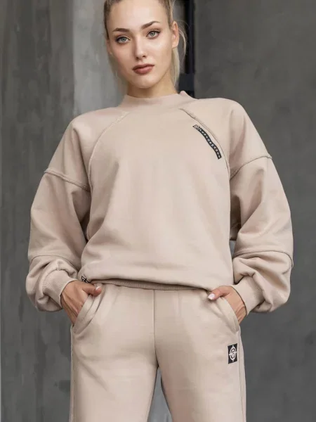 Женский однотонный свитшот бежевий