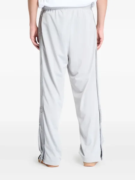 Pălărie Adidas cu dungi cu imagine de costum albastru