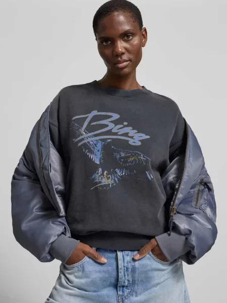 Bluza o kroju regular fit z nadrukiem z motywem Anine Bing czarna