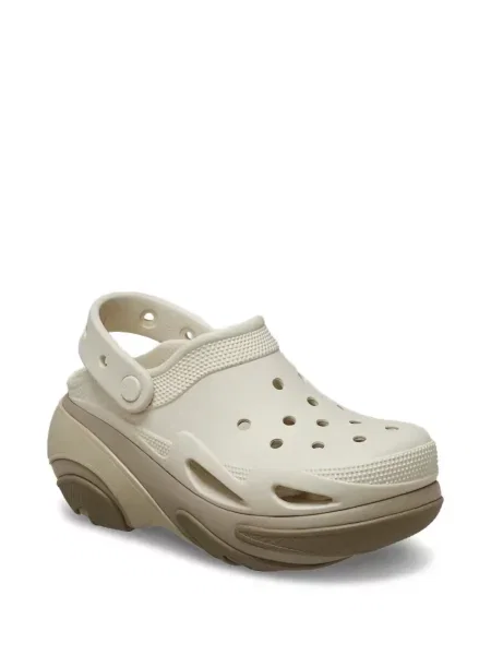 Elimina sandale Crocs cu platformă
