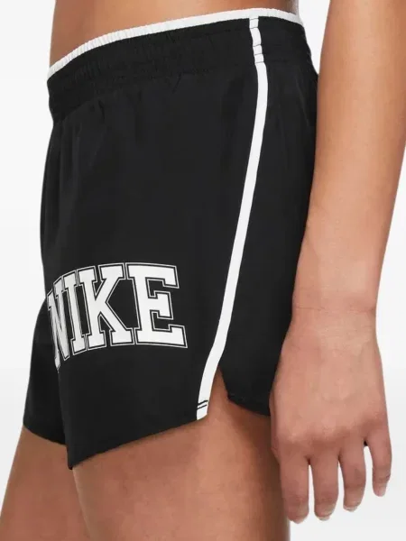 Sportske kratke hlače Nike s cvjetnim printom zelena