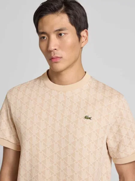 T-shirt o kroju regular fit z dodatkiem bawełny Lacoste beżowa