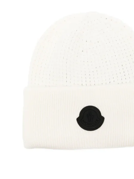 Căciulă Moncler tricotate alb