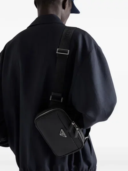 Geantă Prada din piele negru