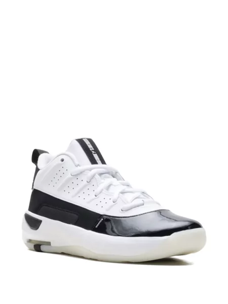Sneakerși Jordan alb