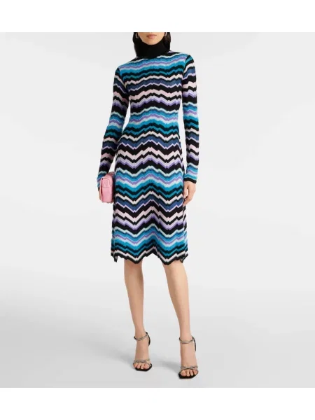 Rochie midi Missoni tricotate până la genunchi de costum