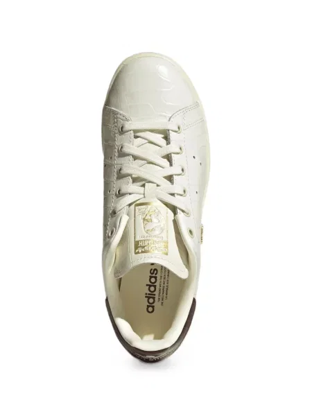 Decupat tricou Adidas cu imagine alergare gri