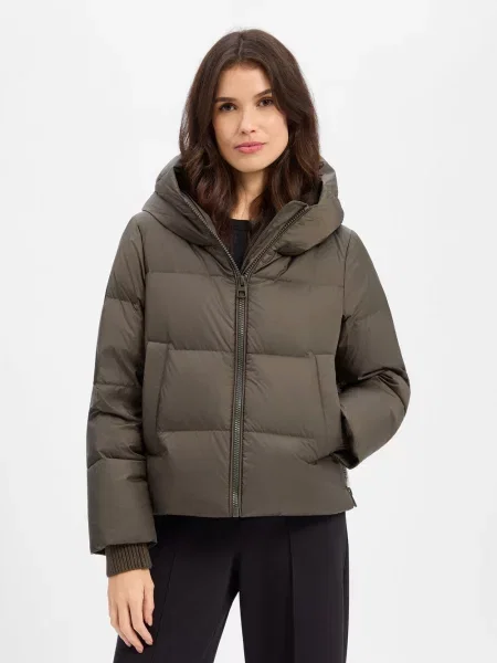 Kurtka puchowa o kroju regular fit z naszywką z logo Marc O'polo zielona