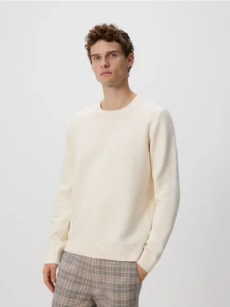 Reserved Pulover cu conținut ridicat de crem