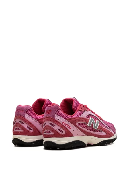 Sneakerși New Balance din piele de căprioară roz