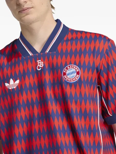 Tricou Adidas roșu
