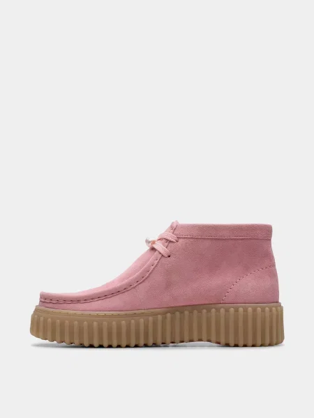 Замшевые ботинки Clarks розовые