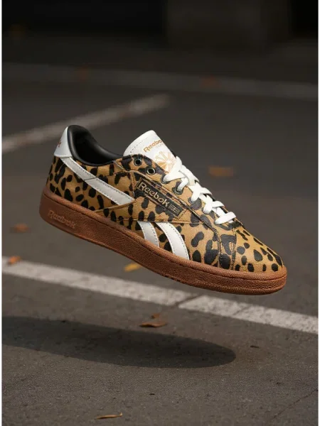 Reebok Sneakers EO-CLUB C GROUNDS UK maro
