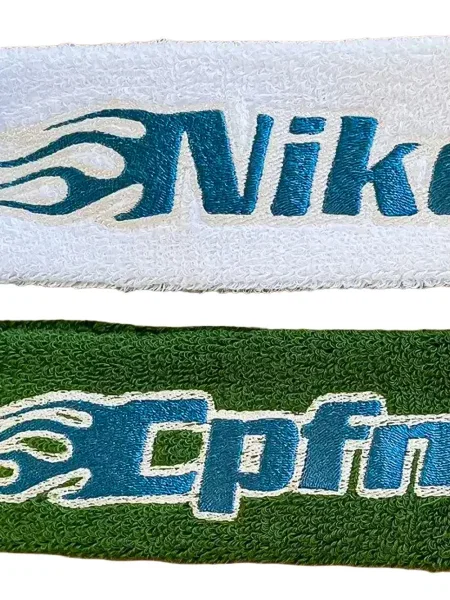 Șapcă Nike din material terry cu model piele de șarpe cu legături alb