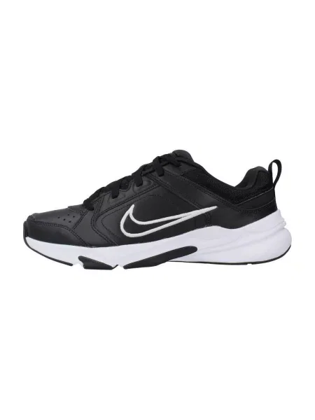 Tenisky Nike čierna