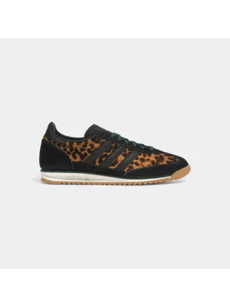 Pantofi Adidas cu imagine cu model leopard verde