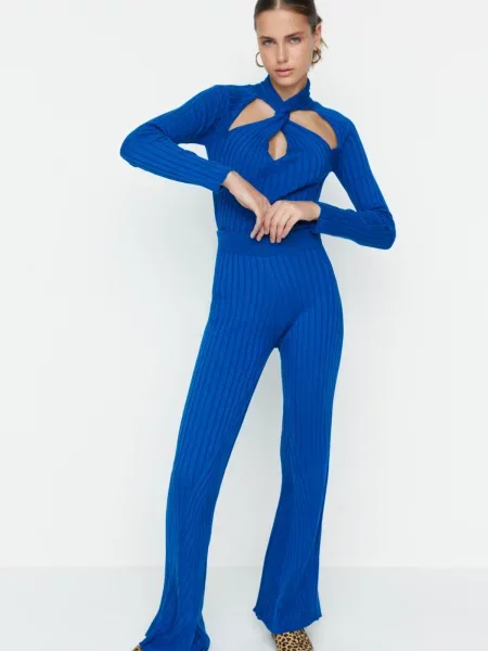 Top Trendyol albastru