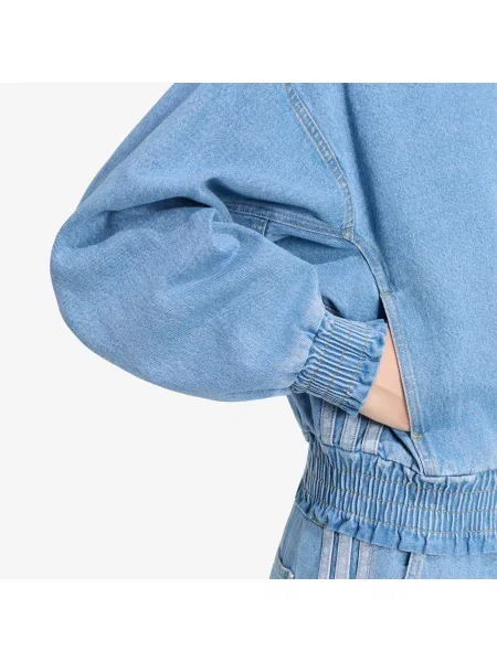 Adidas traper jakna za žene od pamuka Denim Pack plava
