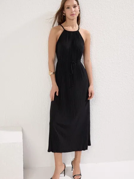 Trendyol Rochie negru