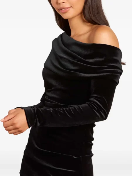 Rochie maxi Needle & Thread cu un umăr gol de costum negru