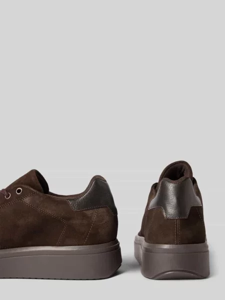 Sneakersy z welurowej skórą bydlęcą z profilowaną podeszwą Steve Madden