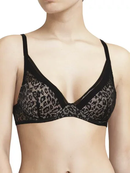 Бюстгальтер с плотной чашкой чорний