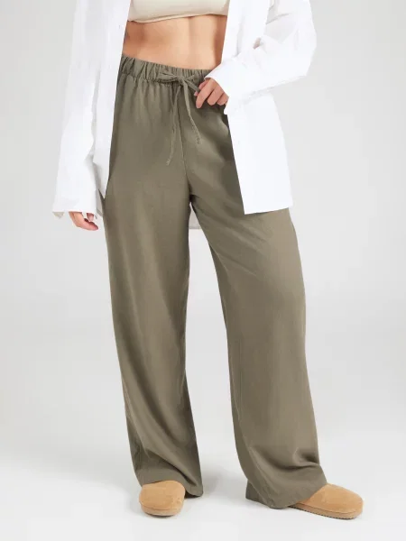 ONLY Carmakoma Pantaloni CARGOA oliv