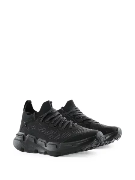 Sneakerși On negru