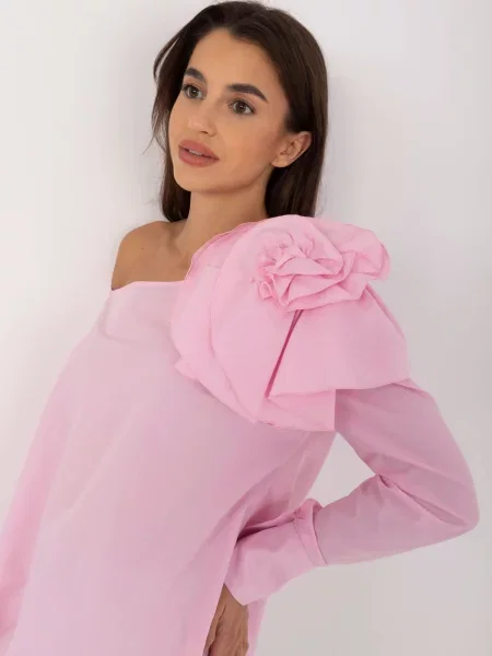 Bluză Fashionhunters cu mâneci lungi lungă roz