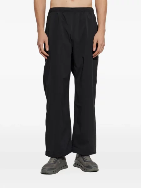 Pantaloni Nike de drumeție negru